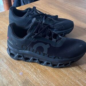 Men’s On Cloud “Cloudmonster”